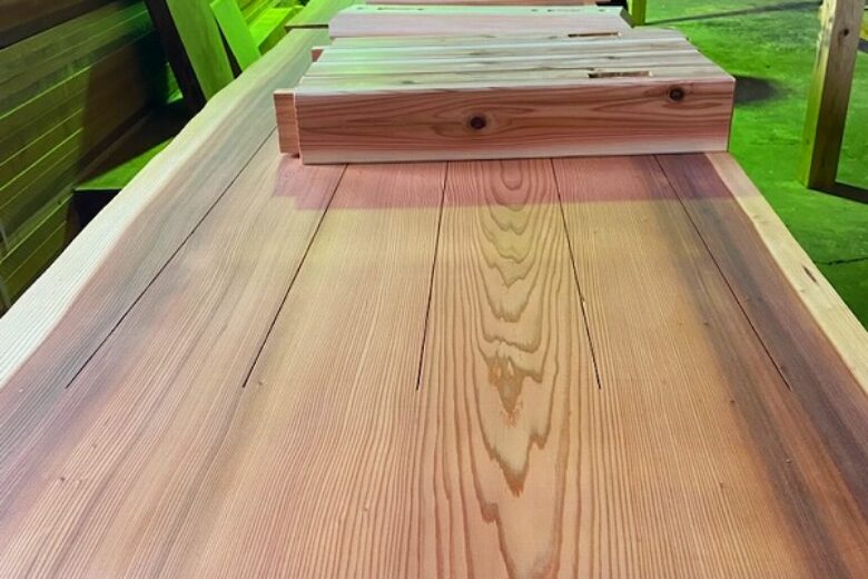 無垢一枚板テーブル製作