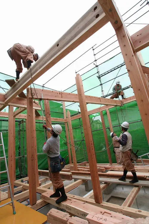 自然素材 構造材 株式会社志木 自然素材の家・国産木材使用の注文住宅｜会津の工務店・株式会社 志木